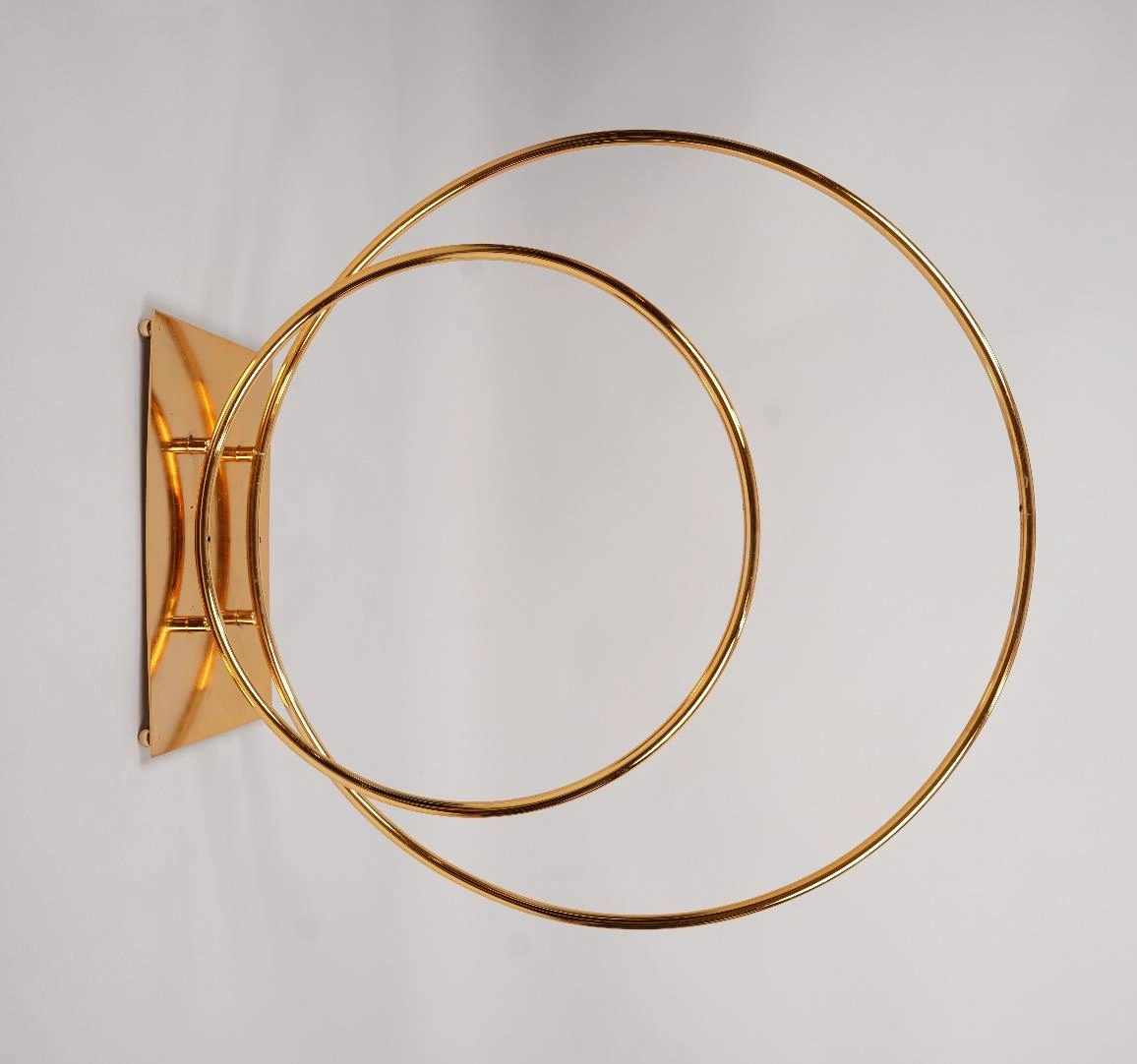 Props Base Round with Hanging Option Set of 2 28x20x60cm